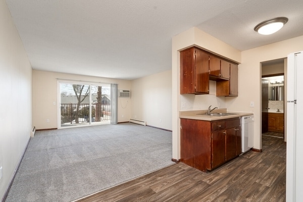 Boulder Court Apartments