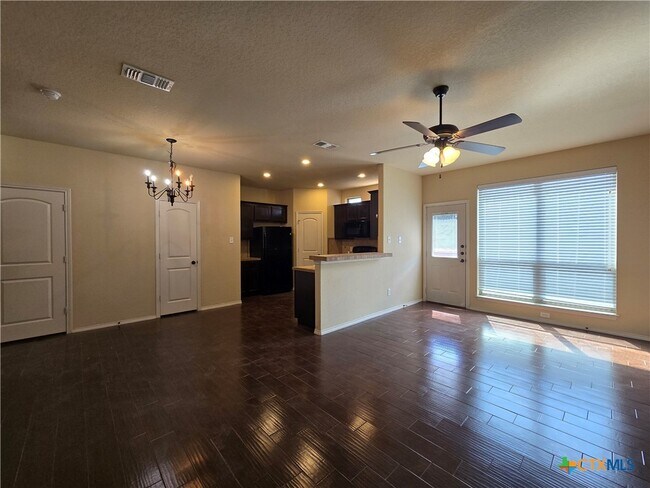 Photo - 292 Rosalie Dr