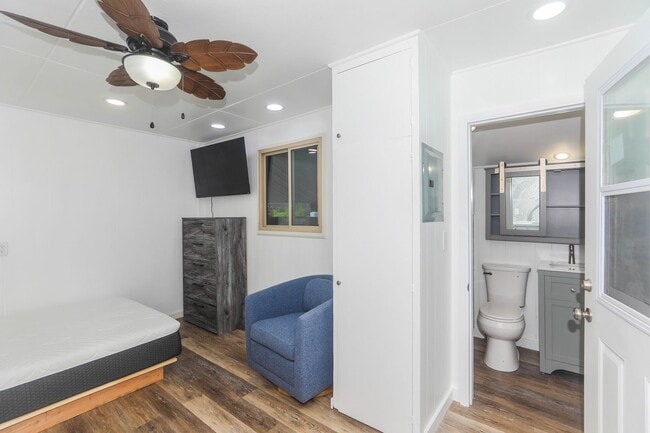 Photo - BK-1520 Unidad Studio