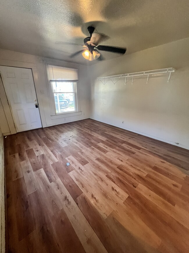 1616 Kirkman St Unit 1