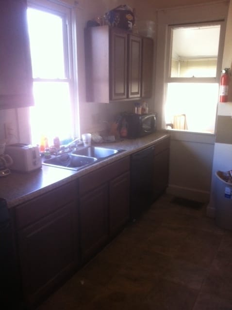 Photo - 212 E 2nd St