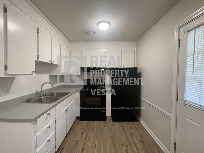 Photo - 406 Russell Pkwy Unit 8