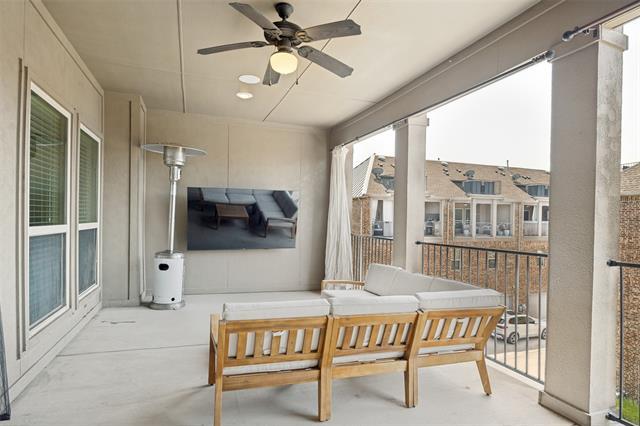 Photo - 7919 Parkwood Blvd