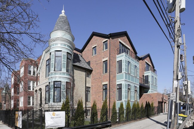 Photo - 1418 W Addison