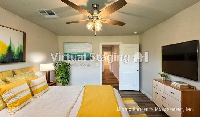 Photo - 317 E 77th St