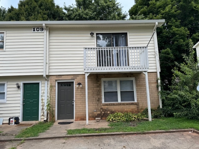 Photo - 109 Carriage Pl Unit Apt 4
