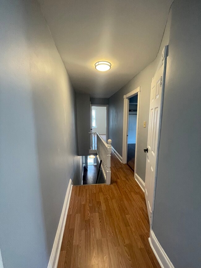 Photo - 3033 Chatham St