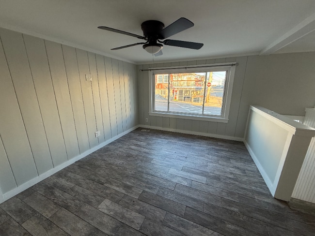 Photo - 140 Ashworth Ave