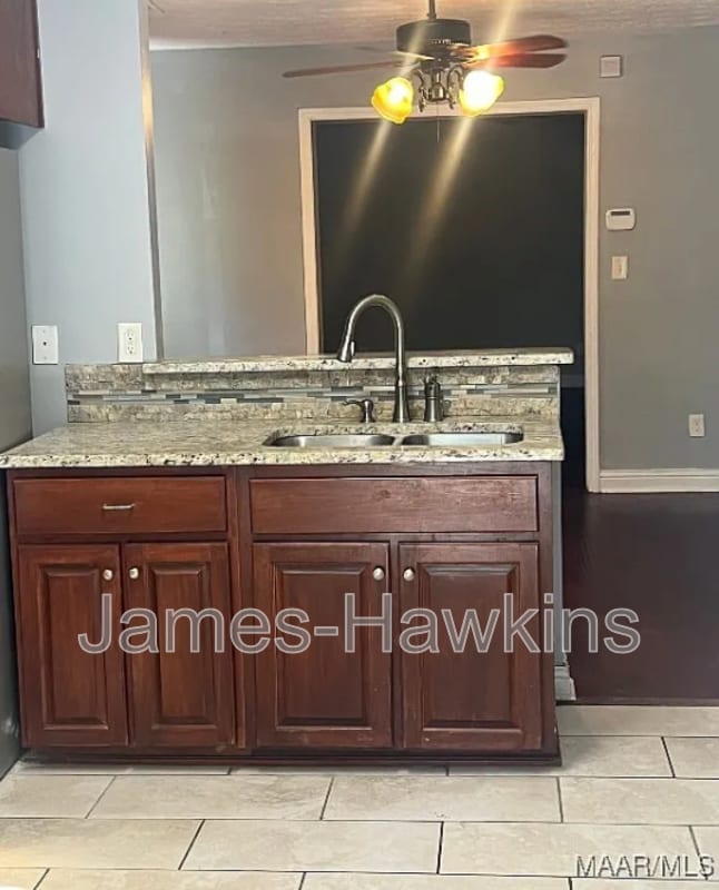 Photo - 114 Stuart St