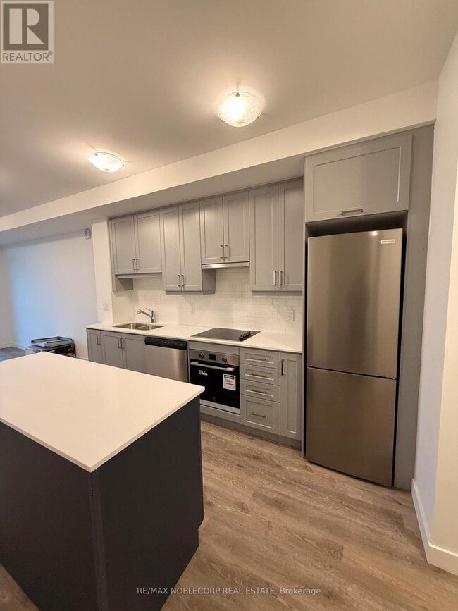 Photo - 461 Green Rd Unité 403