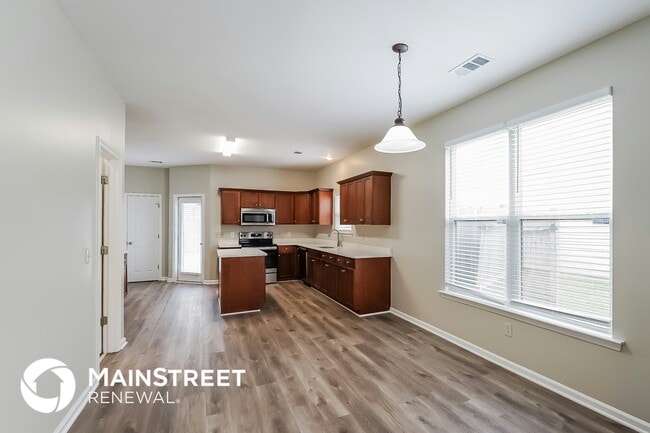 Photo - 230 Morning Mist Ln