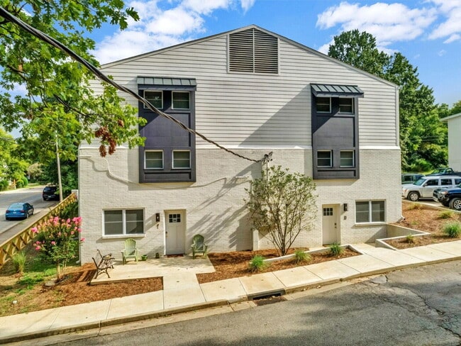 Rosewood Commons