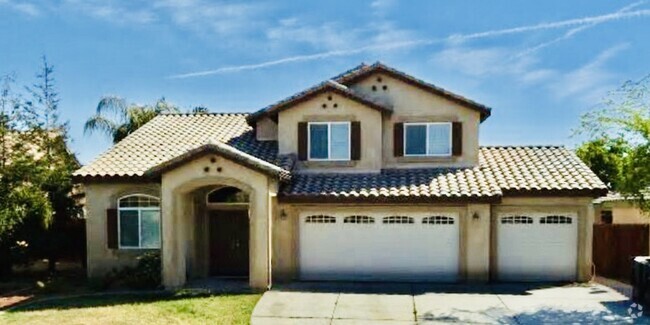 Building Photo - Gorgeous 2 Story Home in McFarland