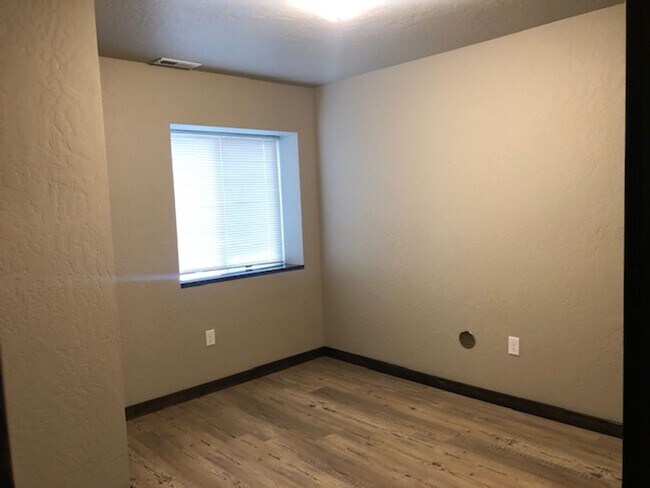 13700 W Bergen Dr Unidad A