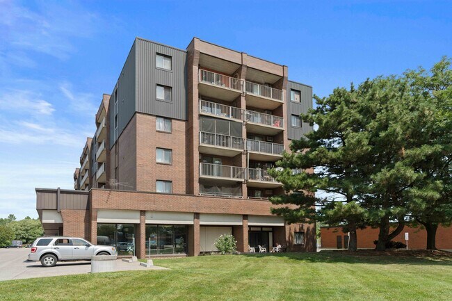 Photo - Place Tecumseh