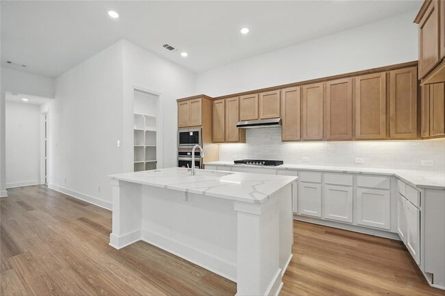 Photo - 5060 Westhaven Cir