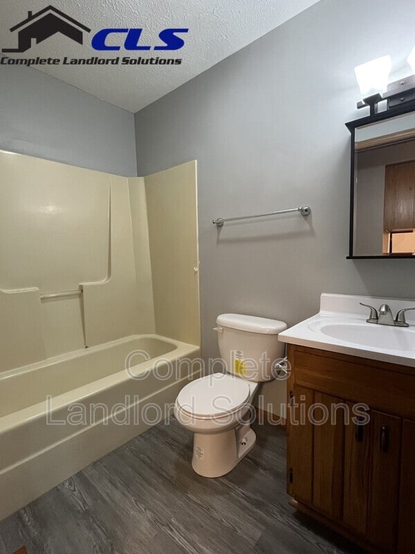 Photo - 1812 E Morgan Dr