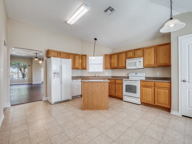 Photo - 6102 Still Meadow