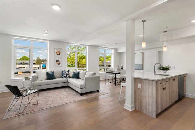 Photo - The Bennington