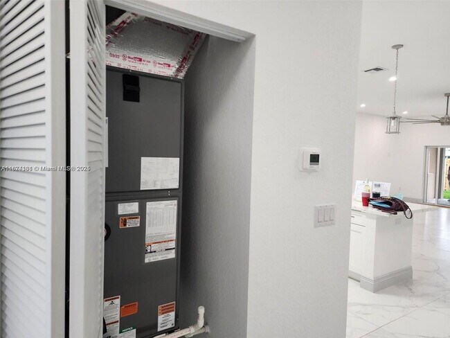 Photo - 218 SW 1st Ave