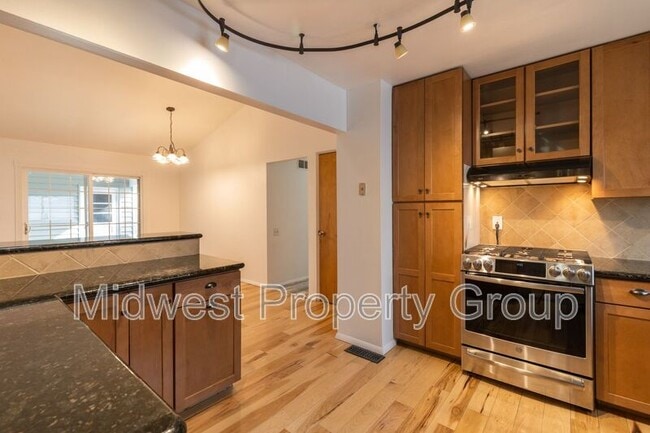 Building Photo - 3110 N Waterford Dr Rental