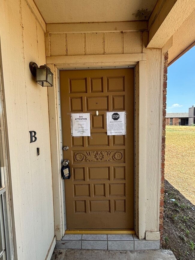 Photo - 1 bed 1 bath duplex unit