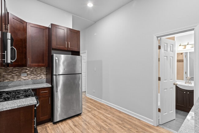 Photo - 1528 N Ashland Ave