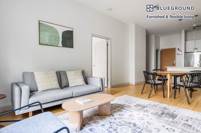 Photo - 320 D St Unidad FL1-ID1253