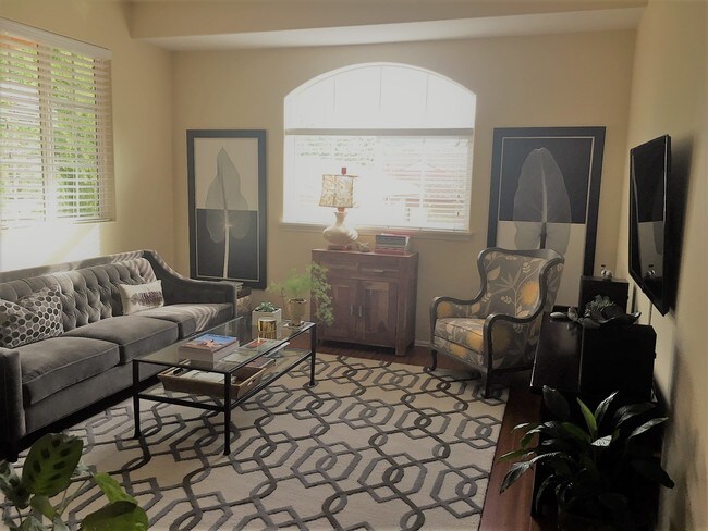 Photo - 5310 Colodny Dr