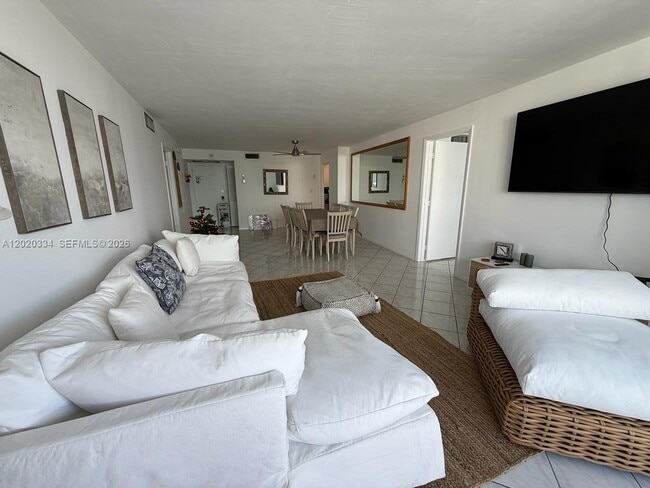 Photo - 6039 Collins Ave Unit 1236