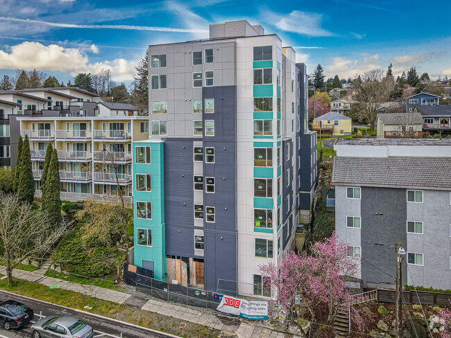 Photo - Bode Luna Park Apartments
