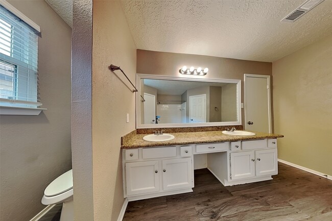 Photo - 9906 Dornoch Dr