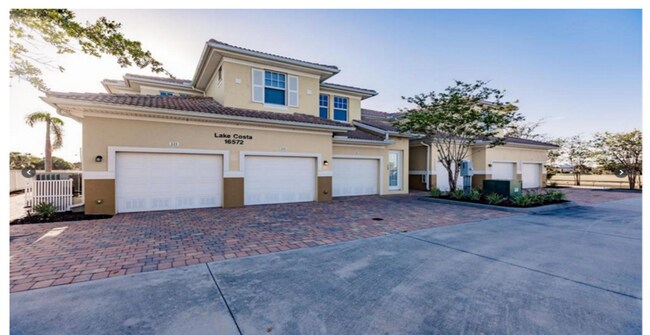 Photo - Furnished 3 Bedroom 2 Bath with Garage Pun...