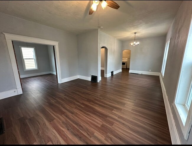 Photo - Updated 2 bedroom house $875