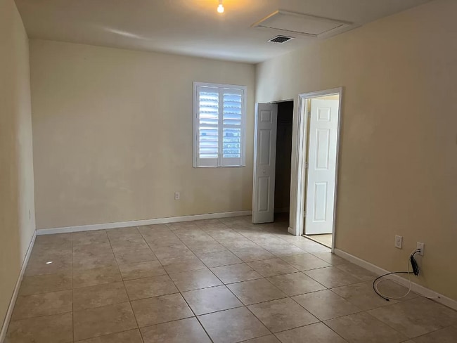 Photo - 9448 SW 171st Pl Unit Studio