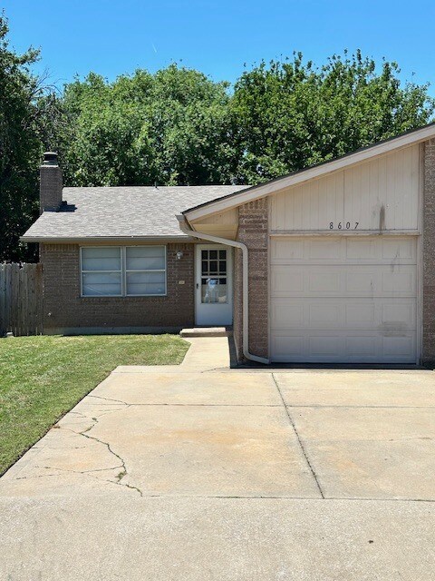 Building Photo - 8607 S Drexel Pl
