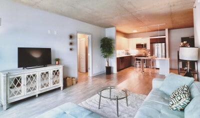 Photo - 1029 W Addison St