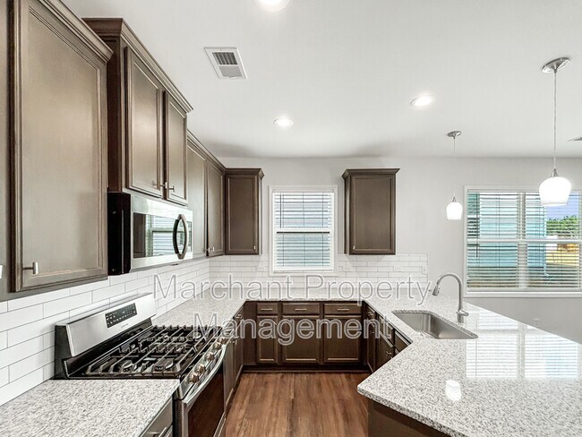 Photo - 6 Ashborne Ln