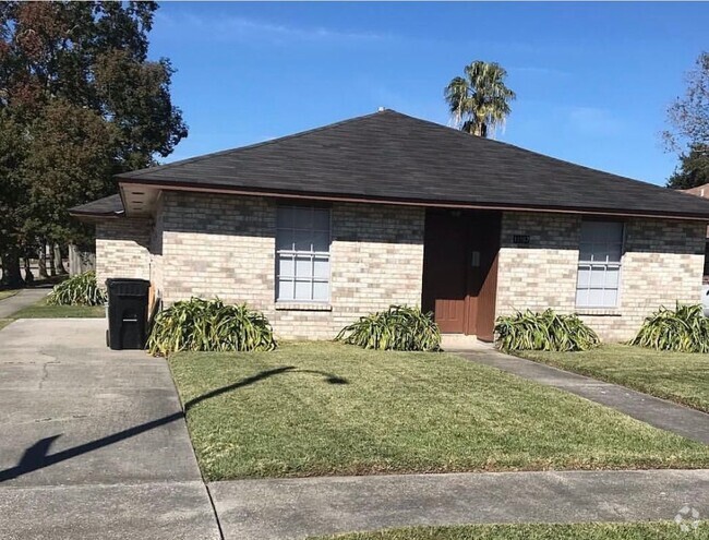 Building Photo - 11971 Curran Blvd Rental