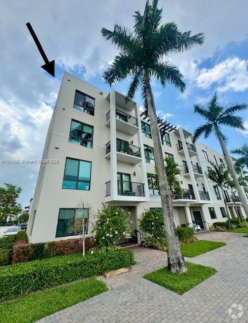 Building Photo - 4640 NW 84th Ave Unit 41 Rental