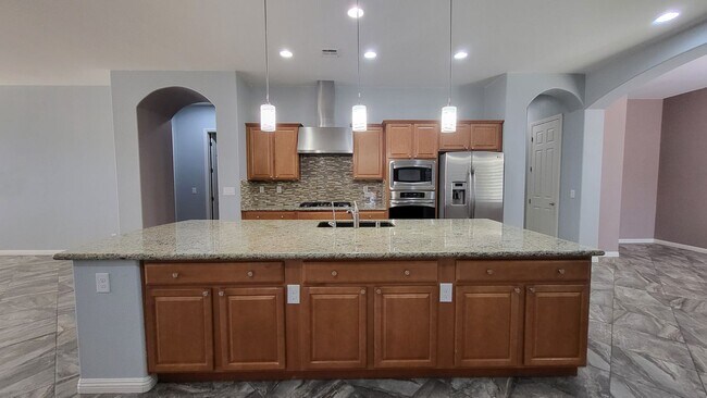 Photo - 5 bedroom, 4 bathroom home with a Casita