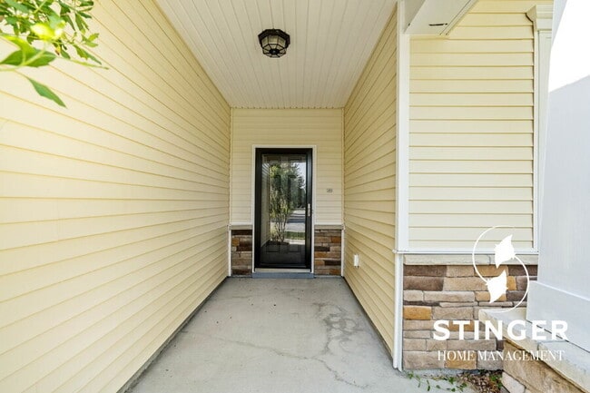 Photo - 46 Cedar Creek Cir