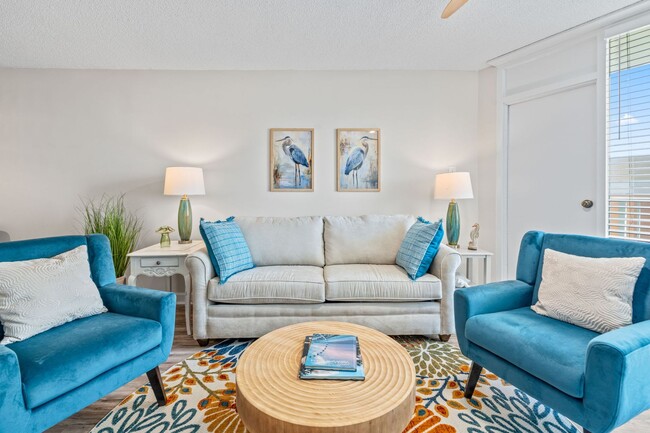Photo - Winter Rental.  Fully furnished 1-bedroom,... Unit #529