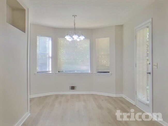 Photo - 259 Brooks St