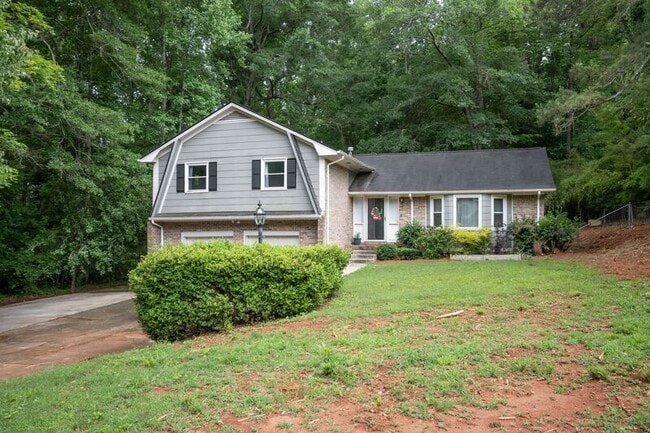 Building Photo - 281 Rhodes Dr