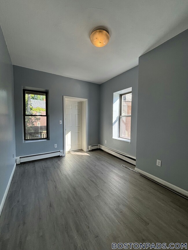 3150 Washington St Unit 2