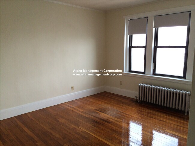 Photo - 349 Pleasant St Unidad B1-21