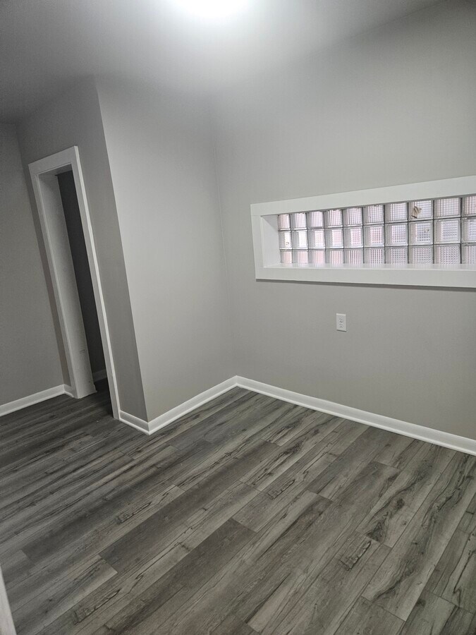 Photo - 3257 W Fulton Blvd Apartments Unit 3257 W. Fulton