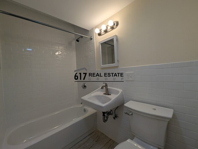 Photo - 1315 Commonwealth Ave Unit B3