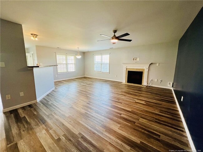 Photo - 641 Hogart St